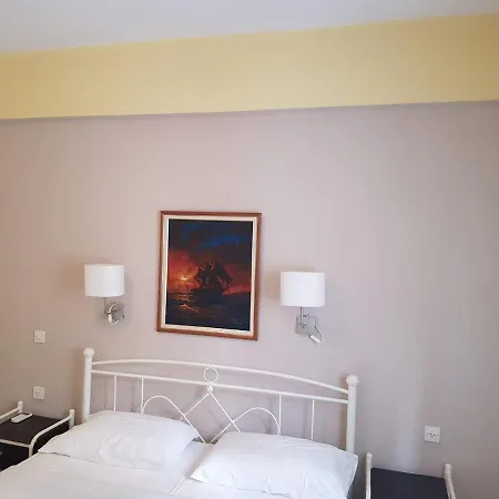 Corfu Glyfada Standart Apartment Lejlighed *