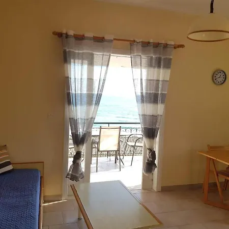 Corfu Glyfada Standart Apartment *